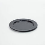 PLATO PLAYO ENLOZADO ALA ANGOSTA NEGRO 28 CM